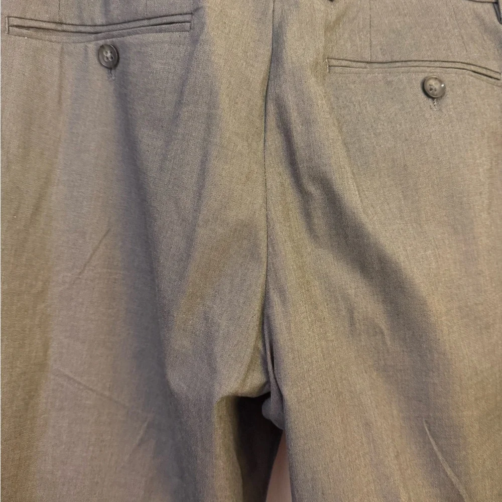 Banana Republic Men's Dress Pants in Gray, Classic Fit 31/32